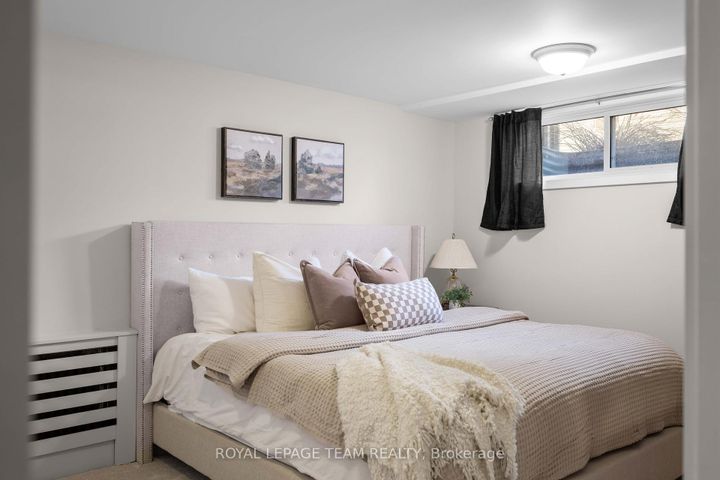 Photo 42 at 2 Lockview Road, Nepean (Manotick Village & Manotick Estates), Ottawa