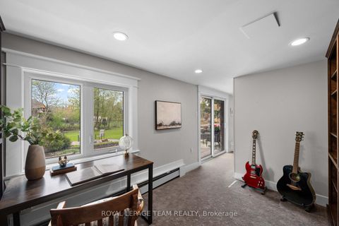 Photo 11 at 2 Lockview Road, Nepean (Manotick Village & Manotick Estates), Ottawa