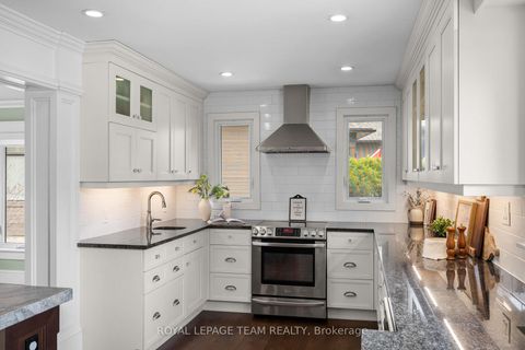 Photo 20 at 2 Lockview Road, Nepean (Manotick Village & Manotick Estates), Ottawa