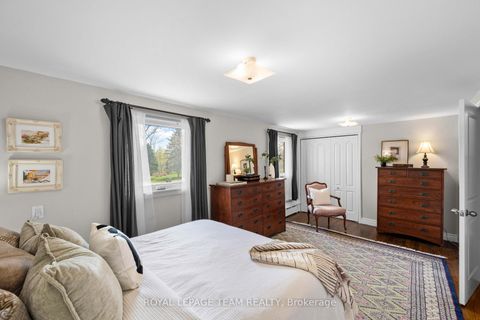 Photo 36 at 2 Lockview Road, Nepean (Manotick Village & Manotick Estates), Ottawa