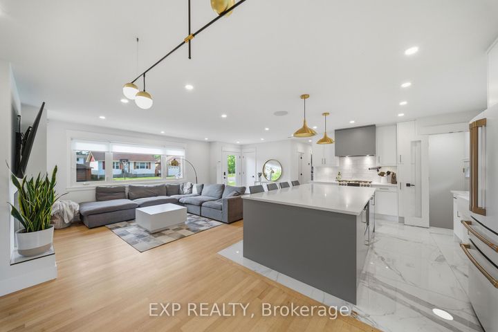 Photo 8 at 78 Chippewa Avenue, Nepean (Meadowlands/St. Claire Gardens), Ottawa
