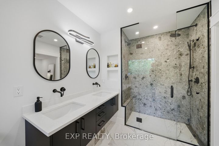 Photo 14 at 78 Chippewa Avenue, Nepean (Meadowlands/St. Claire Gardens), Ottawa