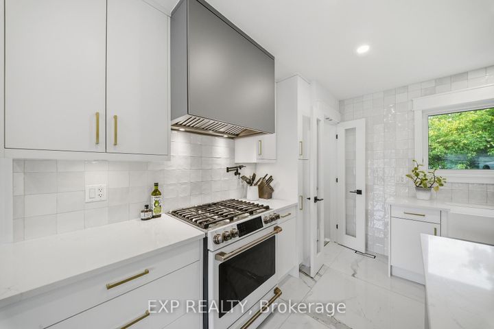 Photo 23 at 78 Chippewa Avenue, Nepean (Meadowlands/St. Claire Gardens), Ottawa