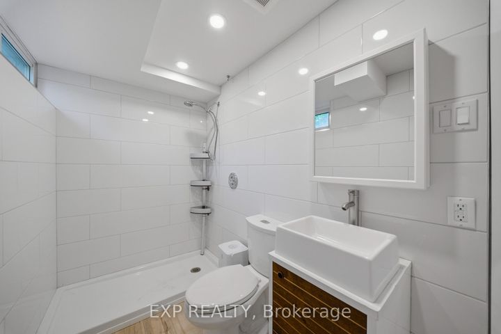 Photo 27 at 78 Chippewa Avenue, Nepean (Meadowlands/St. Claire Gardens), Ottawa