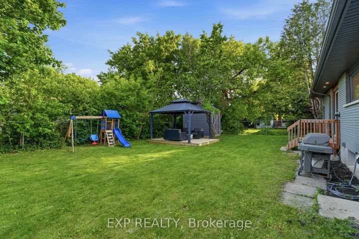 Photo 30 at 78 Chippewa Avenue, Nepean (Meadowlands/St. Claire Gardens), Ottawa