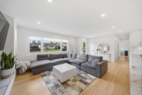 Photo 6 at 78 Chippewa Avenue, Nepean (Meadowlands/St. Claire Gardens), Ottawa