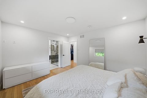 Photo 11 at 78 Chippewa Avenue, Nepean (Meadowlands/St. Claire Gardens), Ottawa