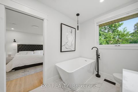 Photo 12 at 78 Chippewa Avenue, Nepean (Meadowlands/St. Claire Gardens), Ottawa