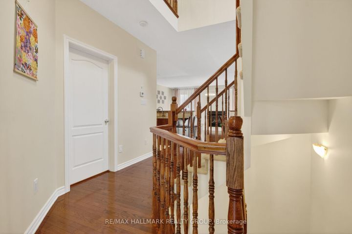 Photo 5 at 163 Highbury Park Drive, Nepean (Longfields), Ottawa