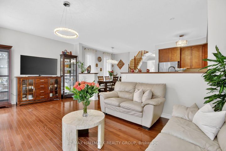 Photo 15 at 163 Highbury Park Drive, Nepean (Longfields), Ottawa
