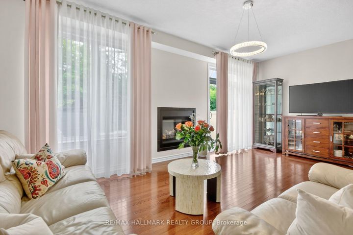 Photo 17 at 163 Highbury Park Drive, Nepean (Longfields), Ottawa