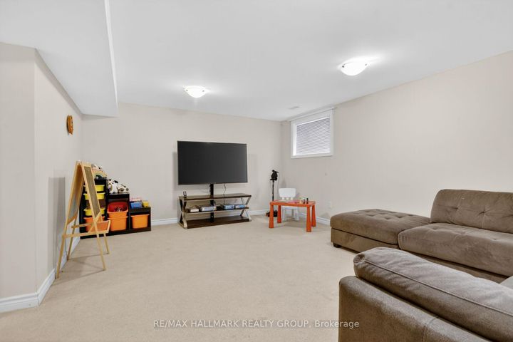 Photo 32 at 163 Highbury Park Drive, Nepean (Longfields), Ottawa