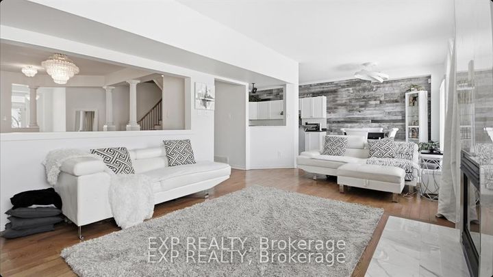 Photo 9 at 222 DEERCROFT Avenue, Nepean (Longfields), Ottawa