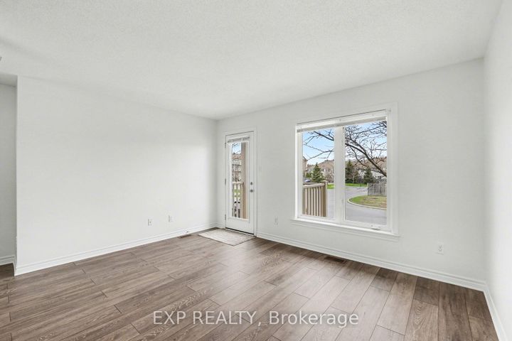 Photo 9 at 2563 Longfields Drive, Nepean (Stonebridge), Ottawa