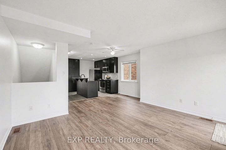 Photo 16 at 2563 Longfields Drive, Nepean (Stonebridge), Ottawa