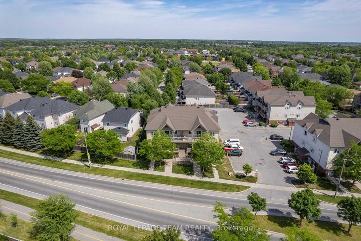 Photo 17 at 9 - 165 Waterbridge Drive, Nepean (Barrhaven East), Ottawa