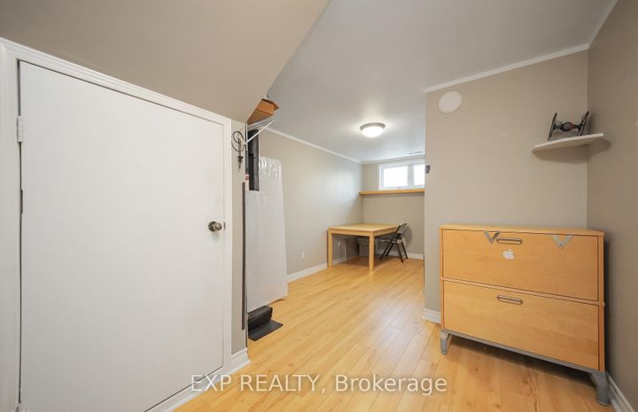 Photo 5 at 18 Winlock Crescent, Nepean (Craig Henry/Woodvale), Ottawa