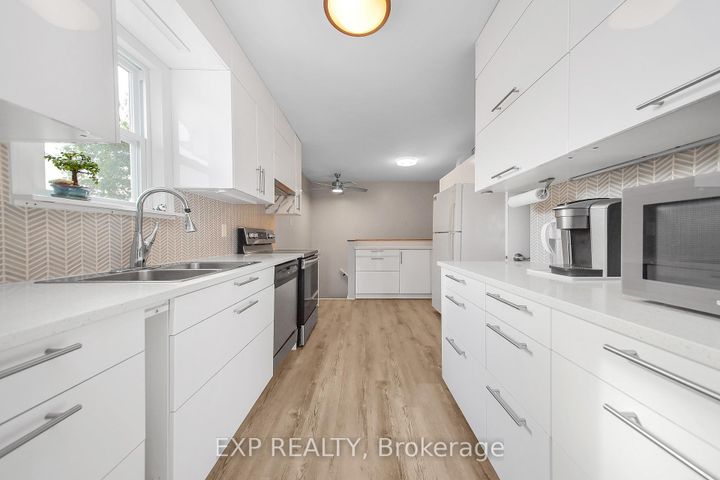 Photo 15 at 18 Winlock Crescent, Nepean (Craig Henry/Woodvale), Ottawa