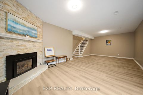 Photo 4 at 18 Winlock Crescent, Nepean (Craig Henry/Woodvale), Ottawa
