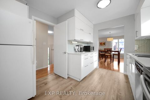 Photo 13 at 18 Winlock Crescent, Nepean (Craig Henry/Woodvale), Ottawa