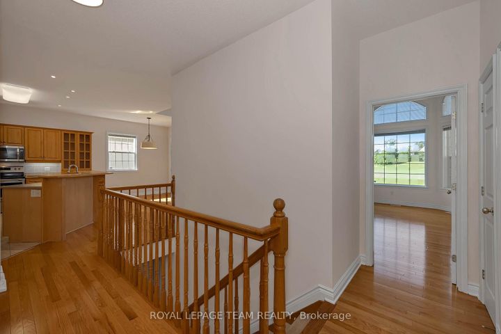 Photo 32 at 32 Silverthorn Court, Nepean (Stonebridge), Ottawa