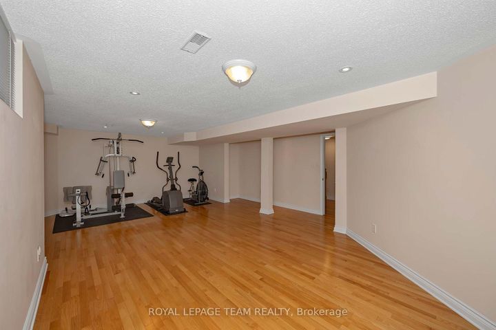 Photo 35 at 32 Silverthorn Court, Nepean (Stonebridge), Ottawa