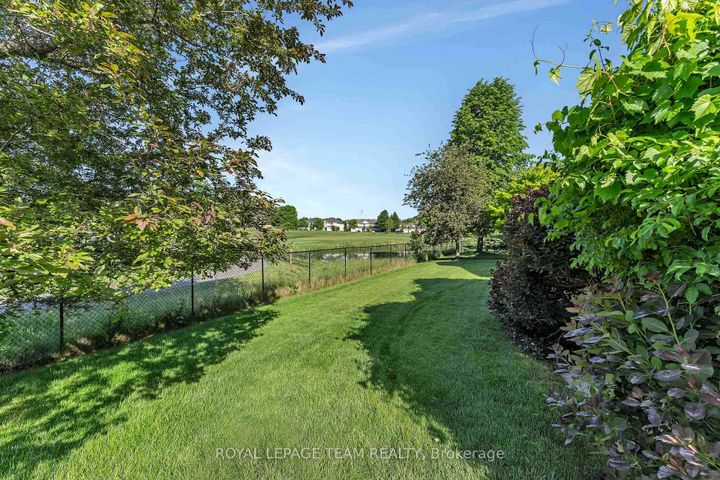 Photo 47 at 32 Silverthorn Court, Nepean (Stonebridge), Ottawa