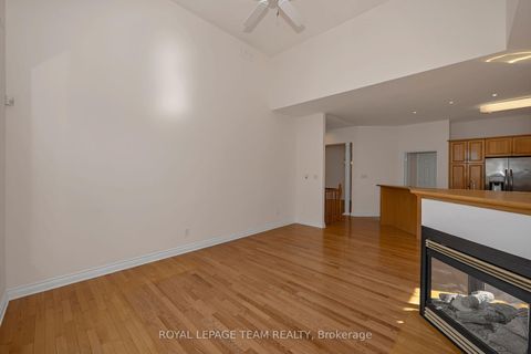Photo 16 at 32 Silverthorn Court, Nepean (Stonebridge), Ottawa