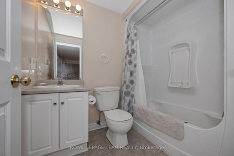 Photo 39 at 32 Silverthorn Court, Nepean (Stonebridge), Ottawa