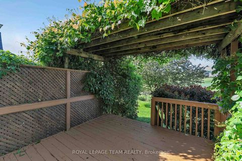 Photo 42 at 32 Silverthorn Court, Nepean (Stonebridge), Ottawa
