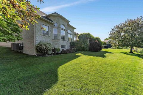 Photo 45 at 32 Silverthorn Court, Nepean (Stonebridge), Ottawa