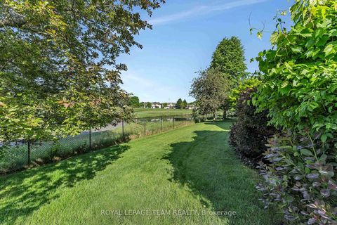 Photo 47 at 32 Silverthorn Court, Nepean (Stonebridge), Ottawa