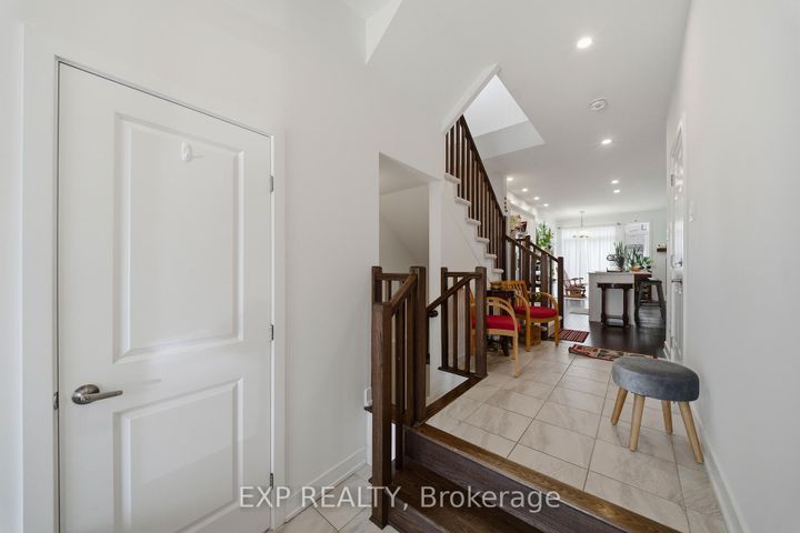 Photo 1 at 51 Robusta Lane, Nepean (Heritage Park), Ottawa