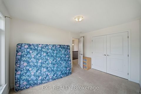 Photo 17 at 51 Robusta Lane, Nepean (Heritage Park), Ottawa