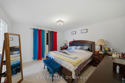 Photo 19 at 51 Robusta Lane, Nepean (Heritage Park), Ottawa