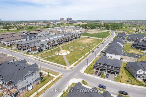 Photo 27 at 51 Robusta Lane, Nepean (Heritage Park), Ottawa