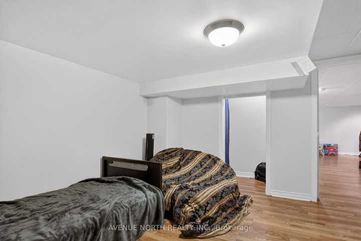 Photo 33 at 18 Castlemore Street, Nepean (Barrhaven East), Ottawa