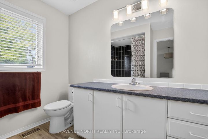 Photo 41 at 18 Castlemore Street, Nepean (Barrhaven East), Ottawa