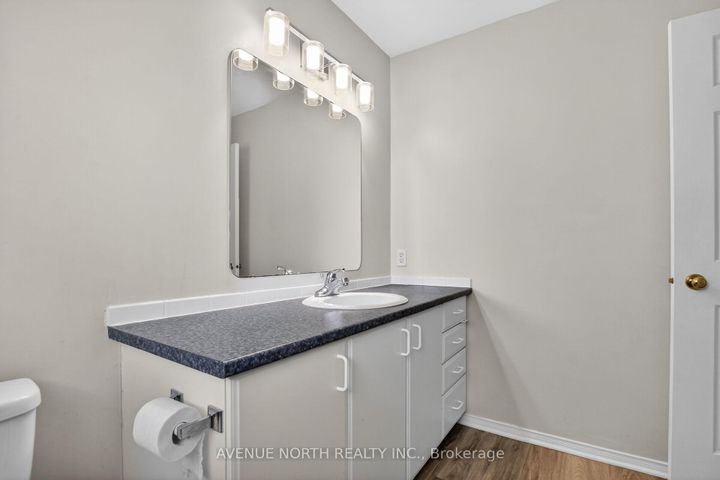 Photo 42 at 18 Castlemore Street, Nepean (Barrhaven East), Ottawa