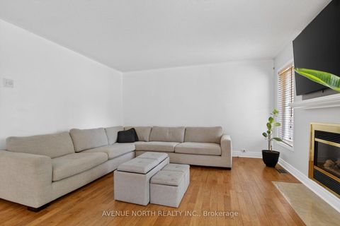 Photo 15 at 18 Castlemore Street, Nepean (Barrhaven East), Ottawa