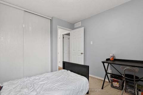 Photo 24 at 18 Castlemore Street, Nepean (Barrhaven East), Ottawa