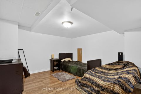 Photo 32 at 18 Castlemore Street, Nepean (Barrhaven East), Ottawa