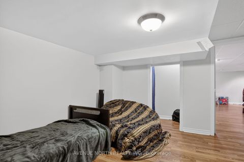 Photo 33 at 18 Castlemore Street, Nepean (Barrhaven East), Ottawa