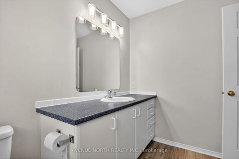 Photo 42 at 18 Castlemore Street, Nepean (Barrhaven East), Ottawa