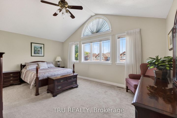 Photo 16 at 110 Grenadier Way, Nepean (Longfields), Ottawa