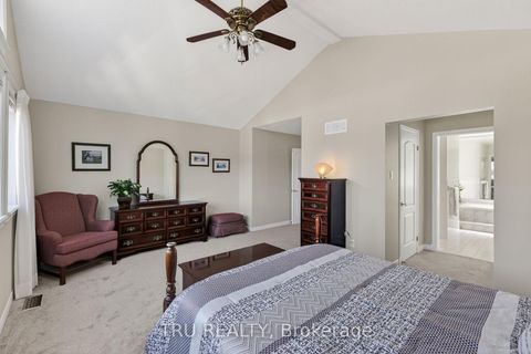 Photo 17 at 110 Grenadier Way, Nepean (Longfields), Ottawa