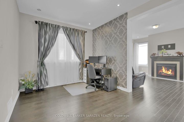 Photo 10 at 906 Whimbrel Way, Nepean (Half Moon Bay), Ottawa