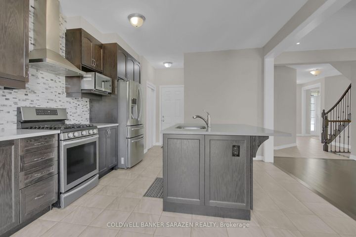 Photo 15 at 906 Whimbrel Way, Nepean (Half Moon Bay), Ottawa