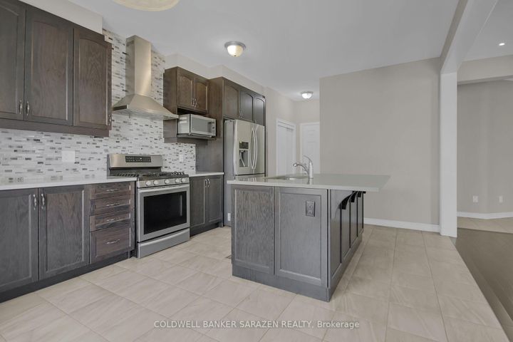 Photo 17 at 906 Whimbrel Way, Nepean (Half Moon Bay), Ottawa