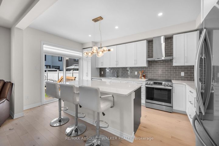 Photo 10 at 728 Perseus Avenue, Nepean (Half Moon Bay), Ottawa